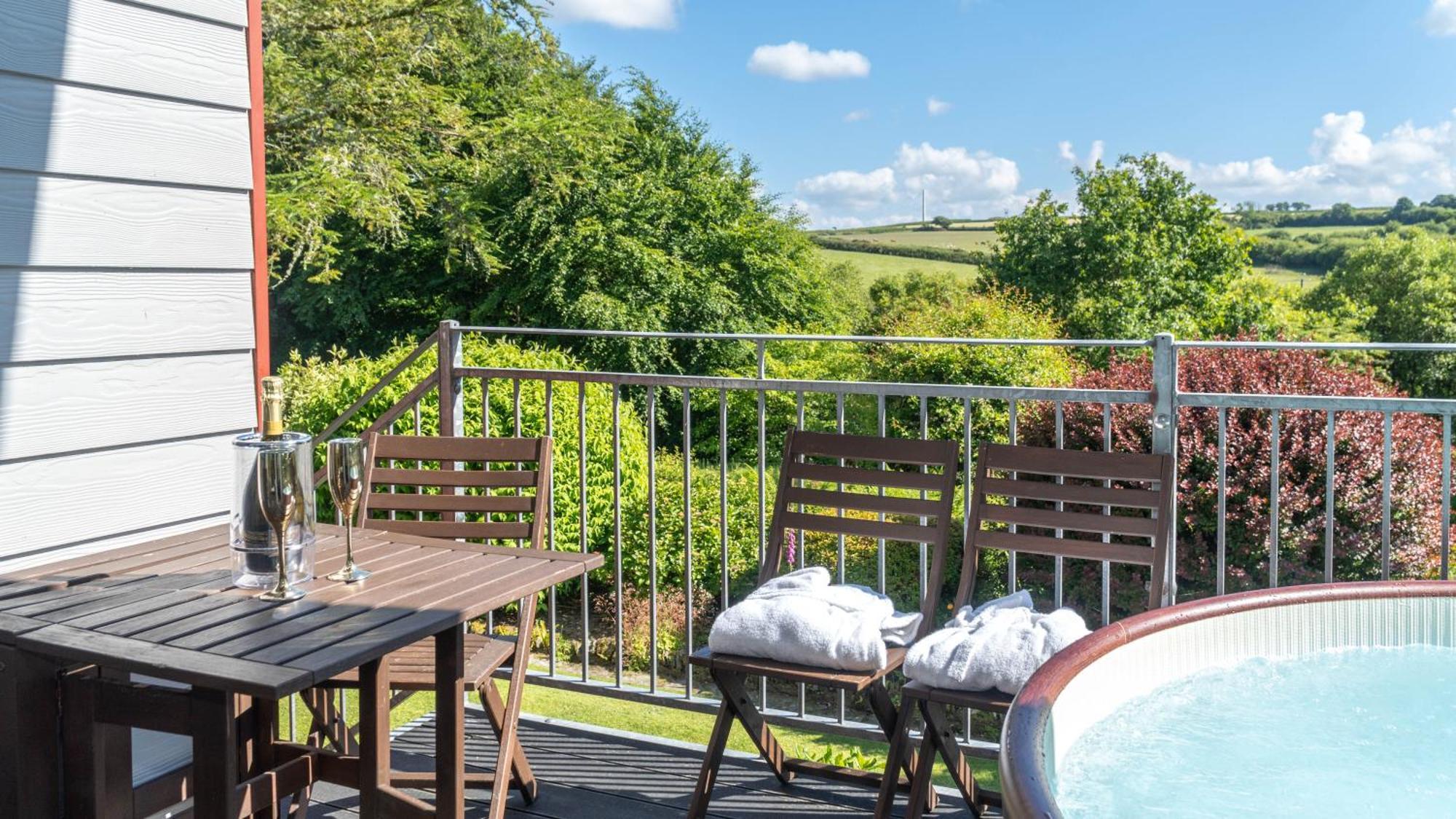 Ta Mill Cottages & Lodges - Meadowview Chalet 1 Launceston Exteriér fotografie